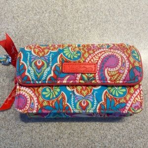 Vera Bradley Crossbody Clutch Phone Wallet - Paisley in Paradise